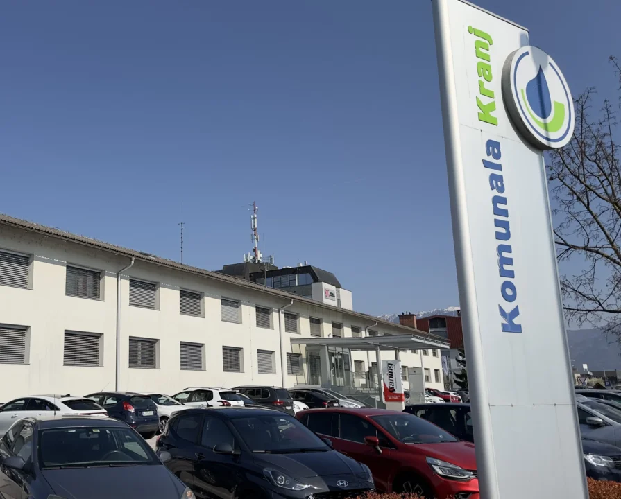 Druga dražba poslovnih prostorov Komunale Kranj – cena znižana za dobrih 90 tisoč evrov