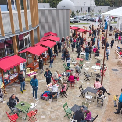  Prvi festival krožnega gospodarstva Komunale Kranj povezal stroko, ustvarjalnost in druženje
