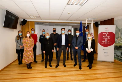 Skupaj za družine v stiski - med podporniki tudi Komunala Kranj