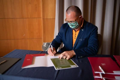 Podpisali dokument o zeleni politiki in etični kodeks v turizmu